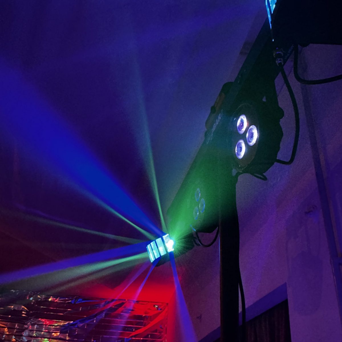 4-in-1-Beleuchtungssystem (Party Lichter)