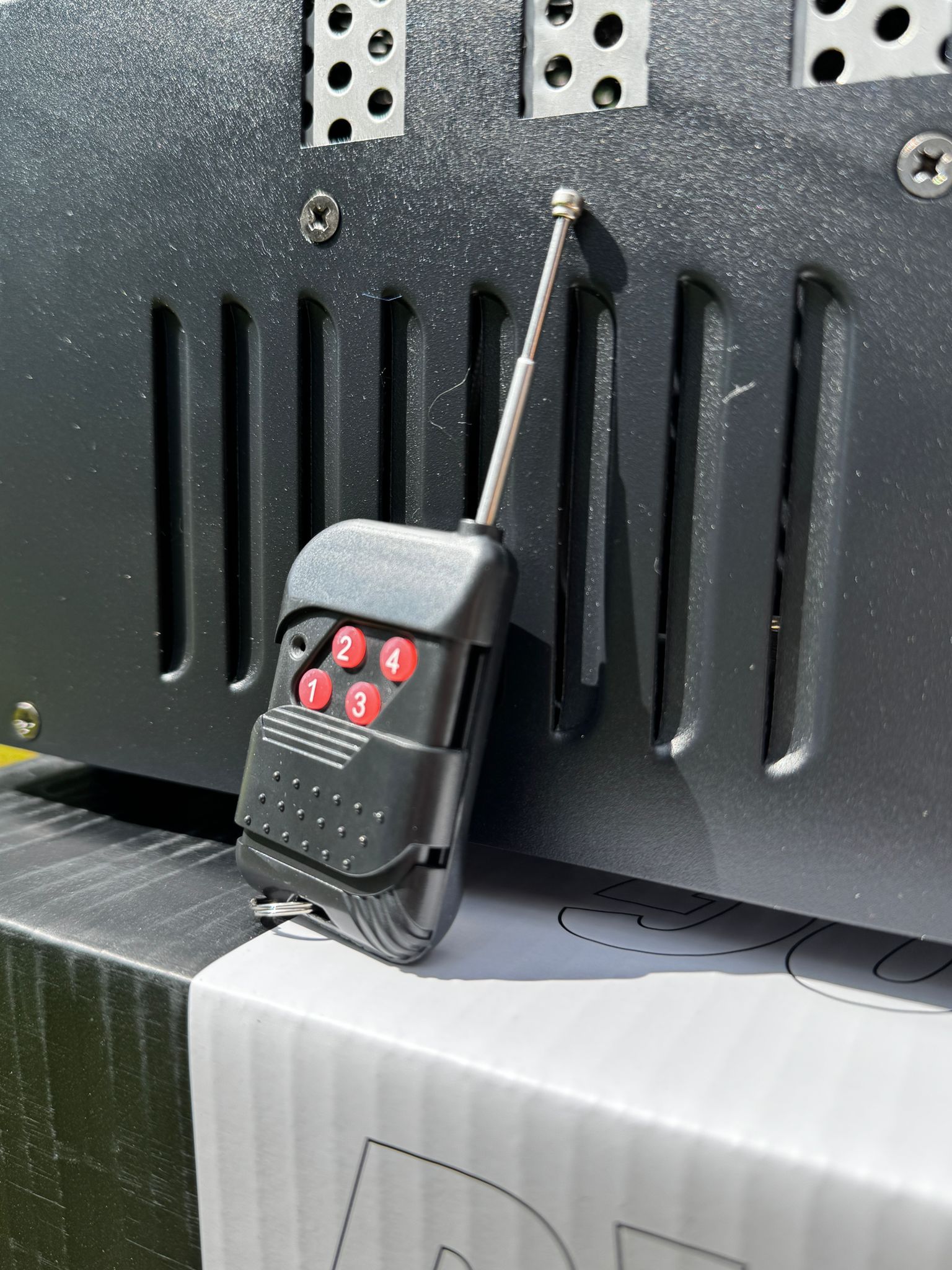 Große Nebelmaschine + Nebelflüssigkeit – Bild 4