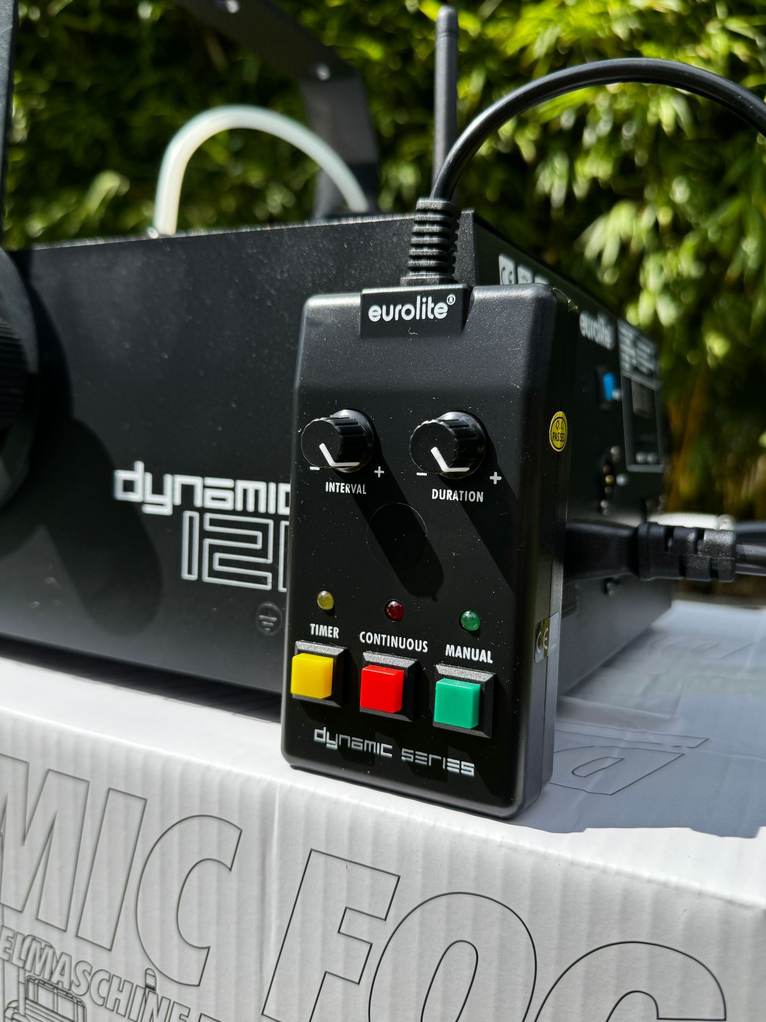 Große Nebelmaschine + Nebelflüssigkeit – Bild 2